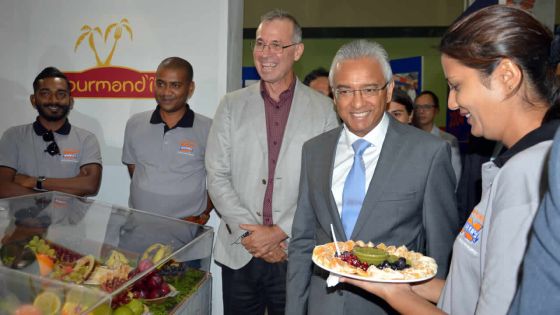 Salon Moris Mo Pei - Pravind Jugnauth : «Créer plus d’emplois et éradiquer de la pauvreté» 