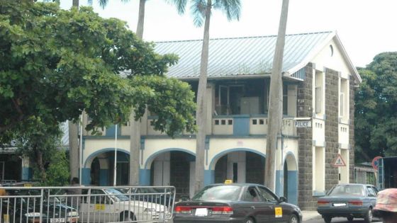 Maison close : travaux communautaires pour trois masseuses 