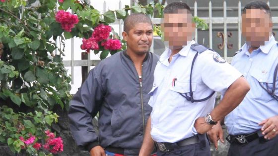 Mort du petit Kelione, 18 mois : le suspect voulait s’abriter sous un arbre quand il est tombé