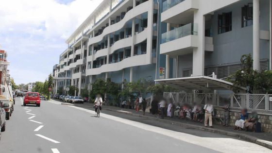 À Port-Louis : un inspecteur agressé par une marchande à coup de «helmet»