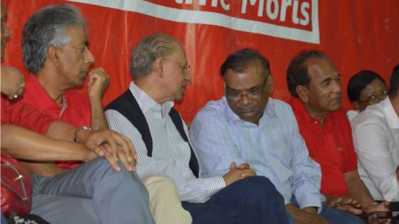 Navin Ramgoolam condamne Donald Trump