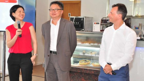 Banque : la MCB dévoile son service Touch & Pay