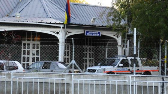 Résidence-La Cure : elle surprend un homme nu dans sa chambre