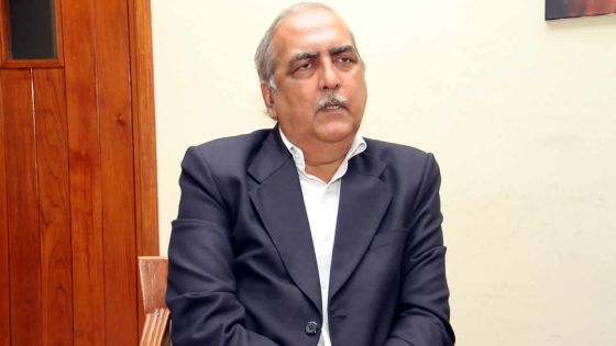 Rajiv Servansingh : «Soodhun aurait dû démissionner comme député»