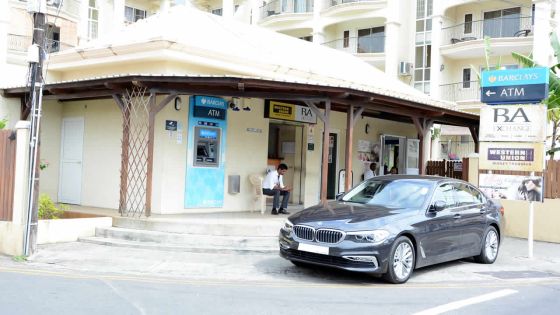 Bureaux de change - la série noire continue : les Casernes centrales sont sur la brèche
