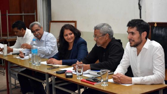 Rencontre avec les électeurs du no 18 : trois des 40 candidats font acte de présence