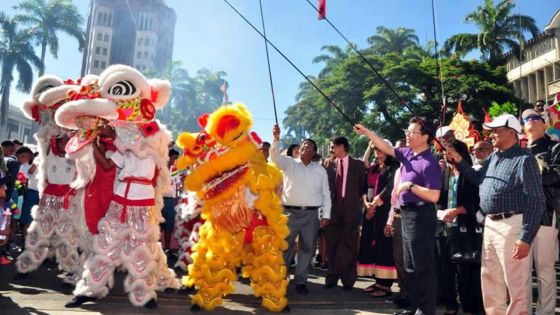 Fête du Printemps : la Float Parade anime les rues de la capitale