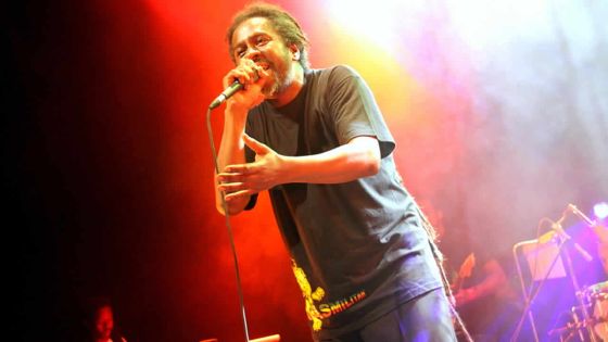 En concert à Maurice : Tonton David trace sa route