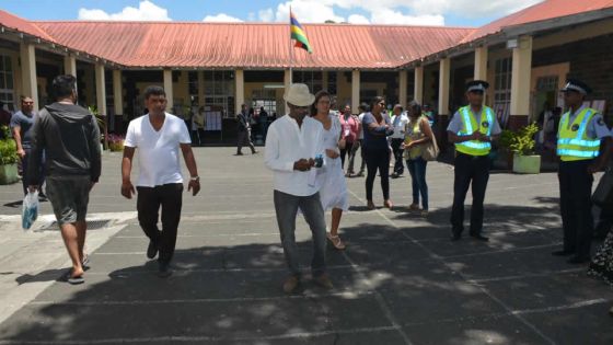 Partielle au no 18 : mouvement lent des électeurs