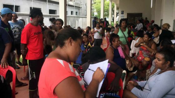 Réfugiés de Baie-du-Tombeau : pagaille au centre de Saint-Malo