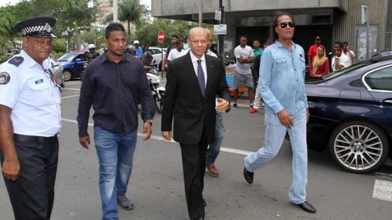 Affaire Roches-Noires : Ramgoolam conteste la recevabilité de trois de ses dépositions