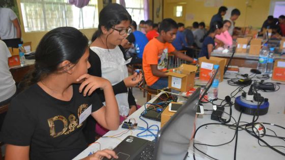 Semaine de la robotique : 1 000 élèves en compétition