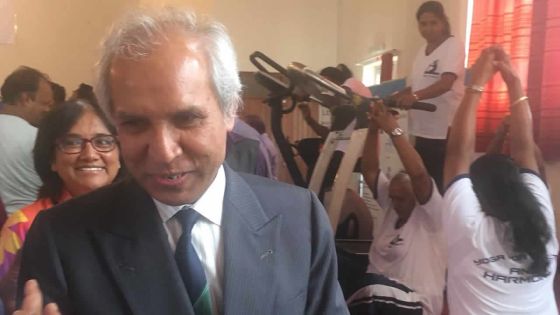 Anwar Husnoo : «Un nouveau test de dépistage du cancer de l’intestin bientôt disponible»