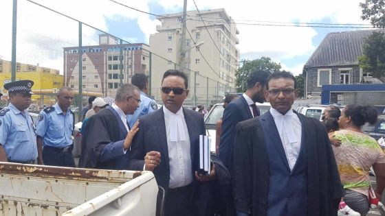 Photo de David Gaiqui nu sur Facebook : ses avocats réclament la suspension des policiers impliqués dans cette affaire 