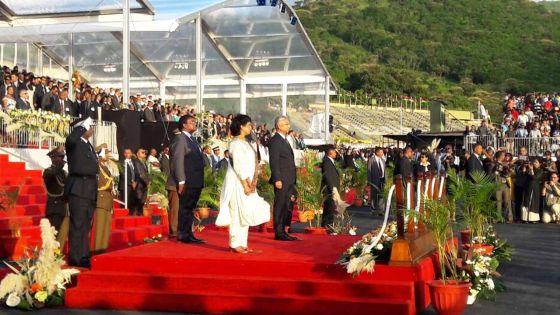 [LIVE] 50 ans de l’Indépendance – cérémonie officielle au Champ-de-Mars