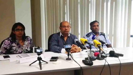 «Ziska la fin cyclone ou bizin manz biscuit boire Delo», affirme le ministre Etienne Sinatambou