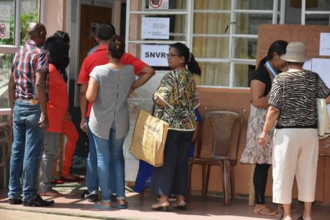 Election partielle au no 18 : taux de participation de 35,62 % à trois heures de la fermeture des centres de vote