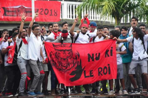 Lauréats cuvée 2017 : « Nou ki leroi », s’exclament des élèves du collège Royal de Curepipe