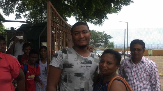 Fils d’un maçon et d’une cleaner, Luciano Azor devient le premier lauréat de la SSS Triolet