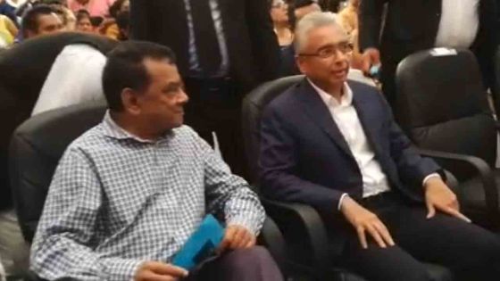 À Bois Chéri : réaction du Premier ministre sur la démission de la Présidente de la République