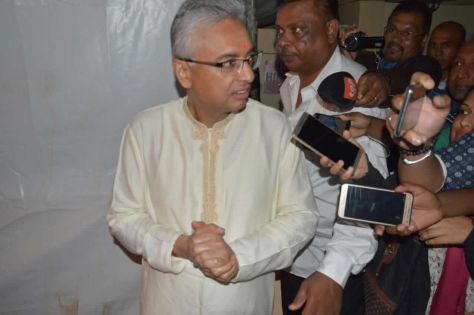 Pravind Jugnauth sur la démolition des tentes : «Il est malheureux que certains pensent que Grand-Bassin est un endroit acquis»