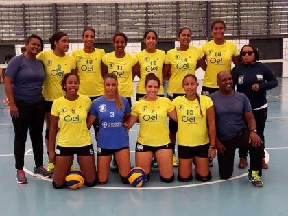 Volley-ball – Championnat des Clubs Zone 7 : les Quatrebornaises à un pas du sacre