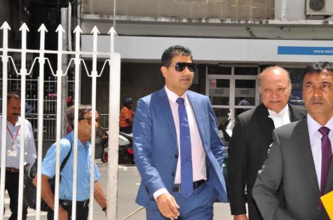 Affaire Roches-Noires : Rakesh Gooljaury nie avoir fourni des informations au gouvernement