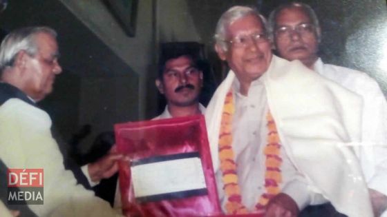 Décès de l'écrivain Abhimanyu Unnuth