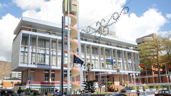 Monument : la ‘clock tower’ de la municipalité de Port-Louis vit ses derniers instants