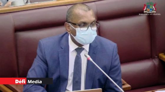 « La Banque de Maurice n'a contracté aucun emprunt en dollars, ni dans une autre devise » affirme Padayachy