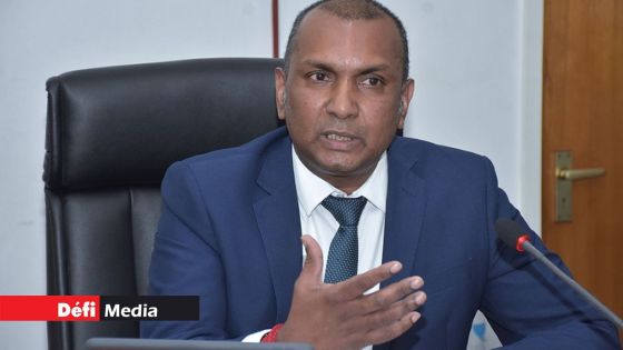 Sortie de la liste noire de l’UE : Padayachy parle de succès collectif