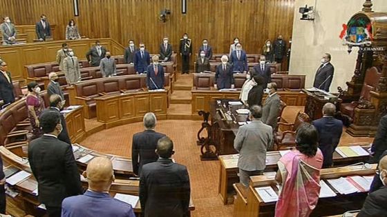 Parlement : suivez la séance des questions adressées aux ministres