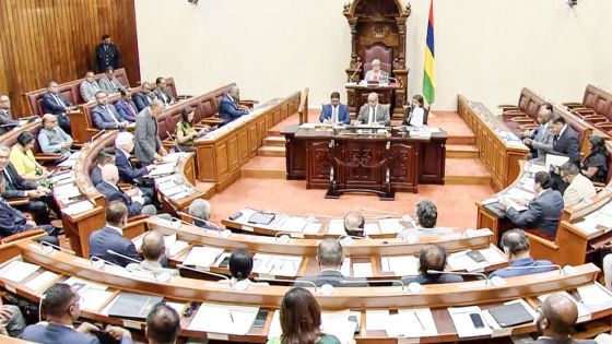 Au Parlement ce mardi : sécurité, drogue et finances au menu