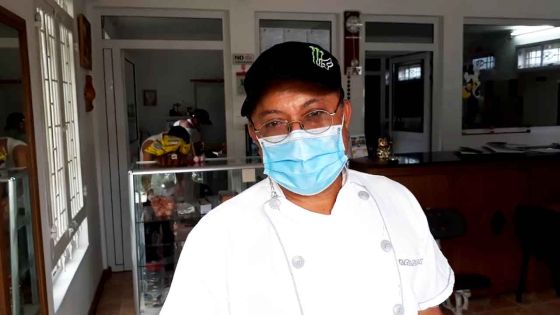 Déconfinement partiel : un pâtissier évoque ses difficultés