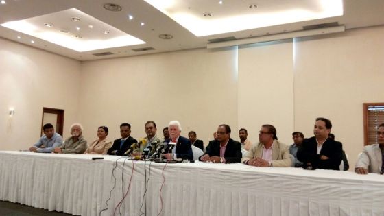 Paul Bérenger envisage de poser une PNQ sur «l’affaire Coin Idéal»