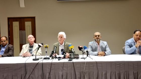 Paul Bérenger réclame que l’accord sur Agalega soit rendu public