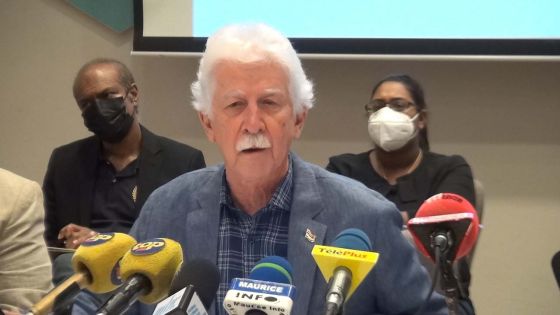 Paul Bérenger trouve « inacceptable » le retard du paiement des pensions