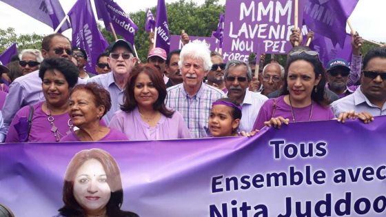 Paul Bérenger : « L’avenir est prometteur avec des personnes comme Nita »