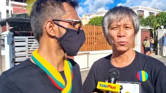 «Bann radio se enn o-parler pou bann sitwayin», dit Percy Yip Tong