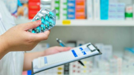 Les permis de neuf pharmacies révoqués