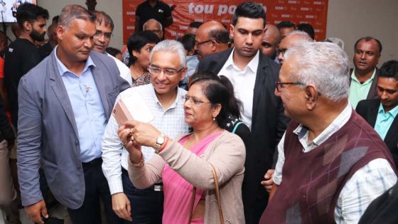 Pravind Jugnauth «prend l'engagement» de créer 10 000 emplois dans la fonction publique pour les jeunes