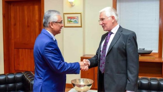 Groupe parlementaire multipartite sur les îles Chagos  David Snoxell : « Une proposition a failli se concrétiser en 2002, mais… »