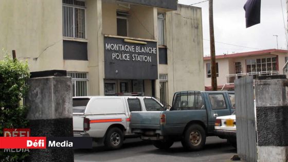 Un policier escroque un agent de sécurité