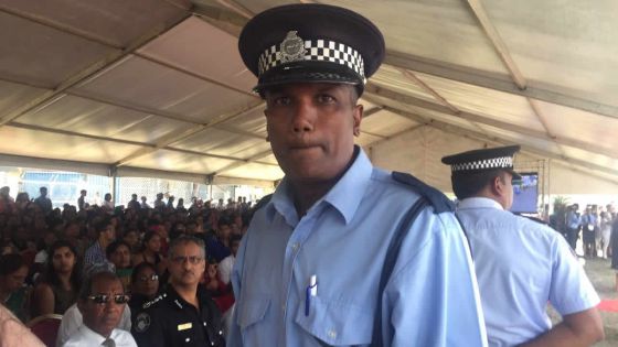 Interdit de parade aux casernes centrales : le caporal Bungsy raconte qu’il a été «humilié devant ses proches»