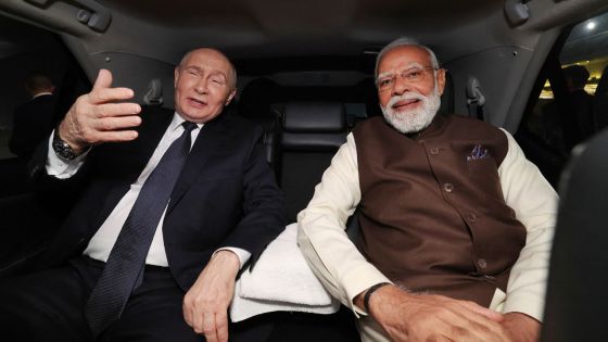 Pétrole, armement et diplomatie: ce qu’il faut retenir de la visite de Poutine en Inde