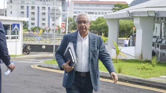 Accusations de Josian Deelawon concernant les Rs 113,8 millions - Pravind Jugnauth : «Mo pa’nn donn li valiz ni lamone»