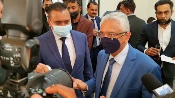 Pravind Jugnauth répond à Gunness sur la démission d'Adebiro