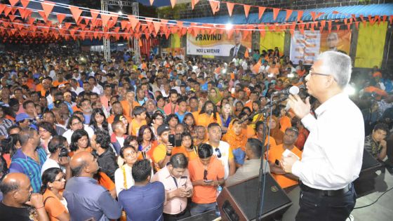 Meeting à Quartier-Militaire : Pravind Jugnauth : «Au départ de SAJ, on avisera»