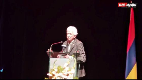 Bérenger : « Depi 60 an, mo’nn desid pou pa pran pansion »