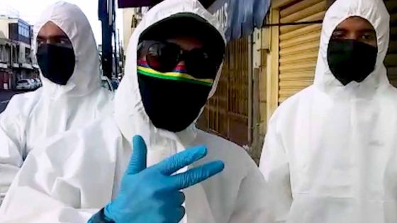 Port-Louis : un groupe de jeunes sensibilise les «imprudents» aux dangers du Covid-19